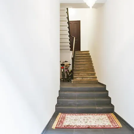 Il Cortiletto Modern Apartment Bari
